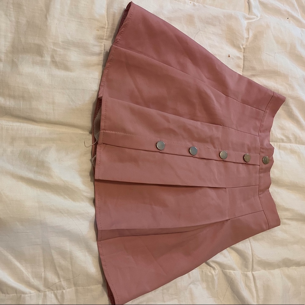 Baby pink pleated school girl skirt